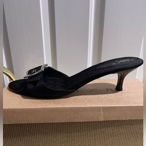 Unisa black satin heel